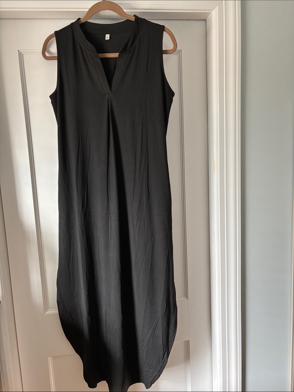 Sleeveless Black Women’s Midi Dress - Classic Minimalist